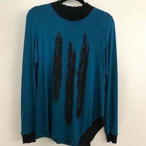 Mado et les Autres Teal Tunic 3